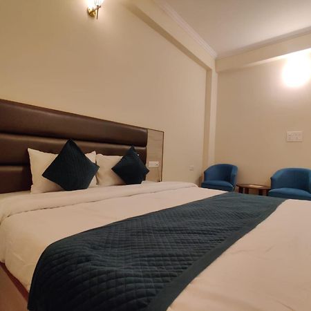 Devaaya Palace Rishīkesh Esterno foto