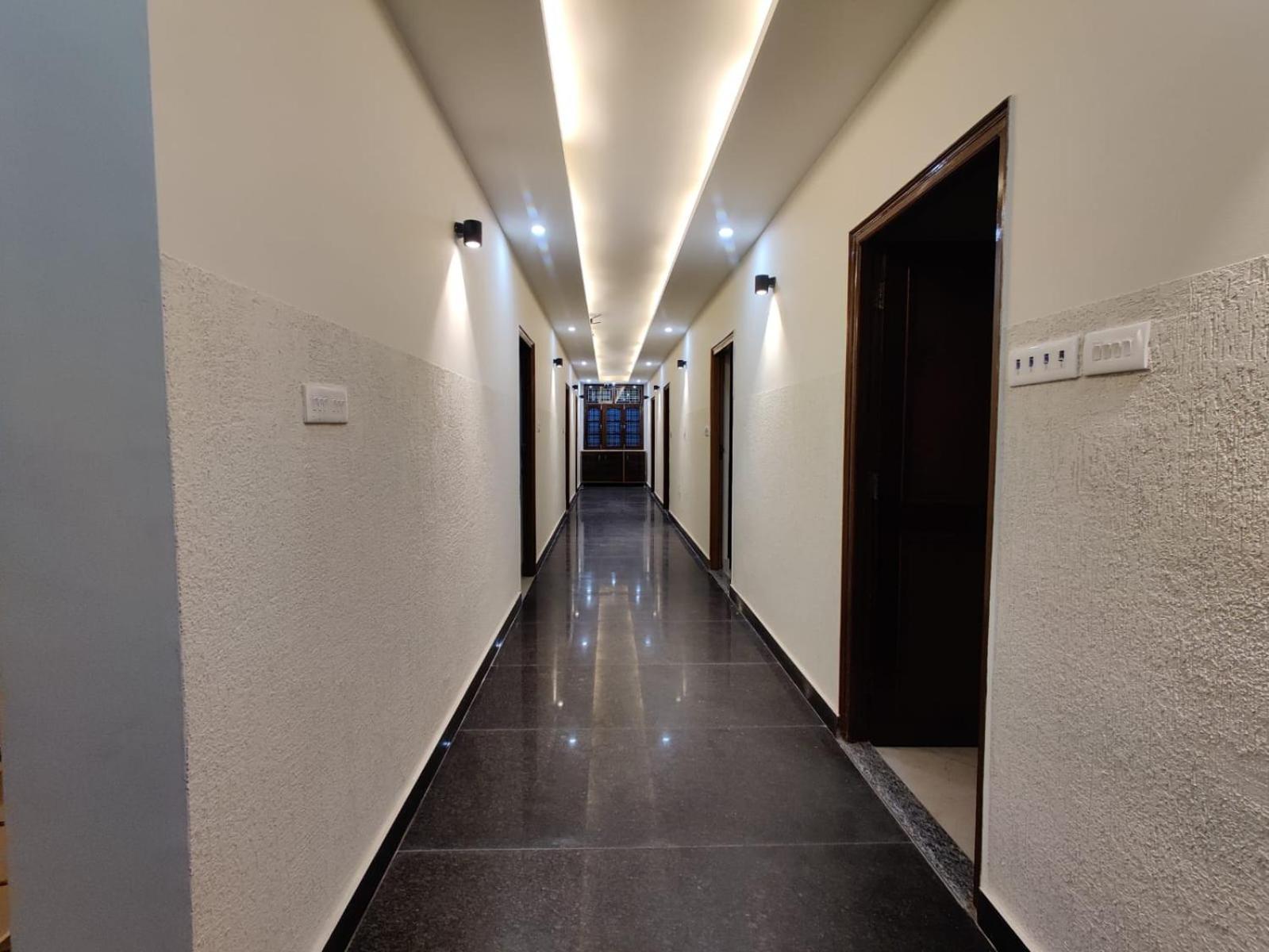 Devaaya Palace Rishīkesh Esterno foto